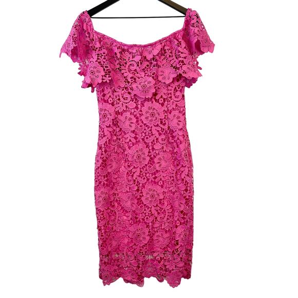 Paper Dolls Size 8 US Off Shoulder Crochet Lace Sheath Dress Pink Knee Length - Picture 1 of 10